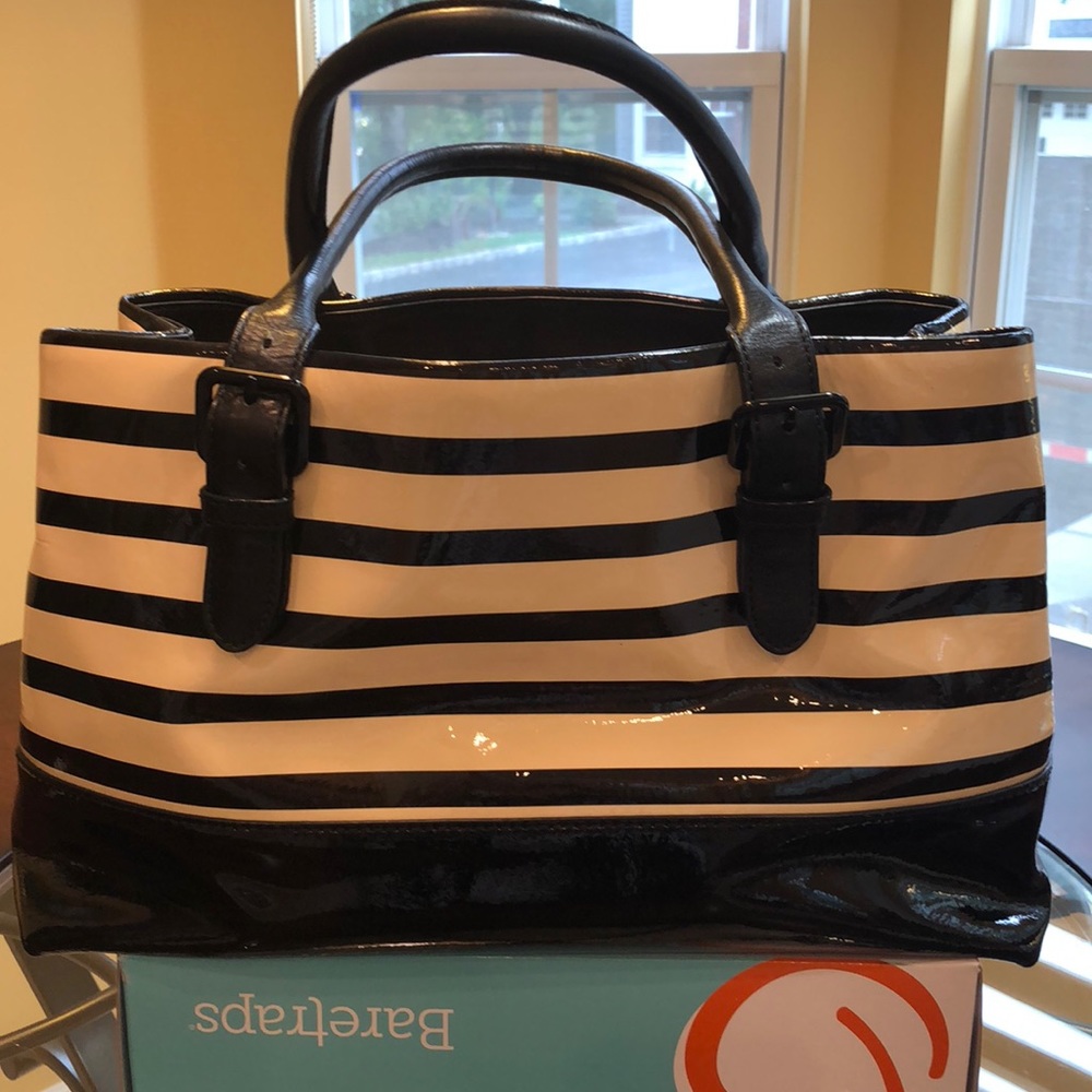 Handbag - Picture 2 of 8